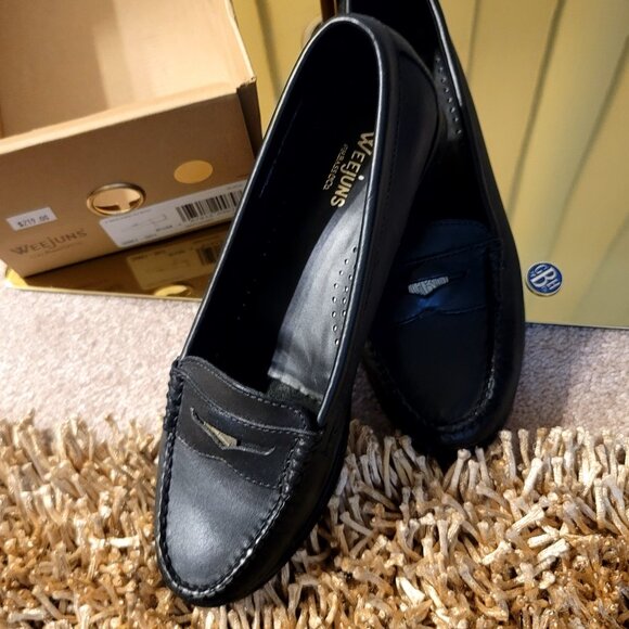 G.H. Bass & Co. WeeJuns Black Leather Penny Loafers – Size 8.5 - Picture 1 of 4